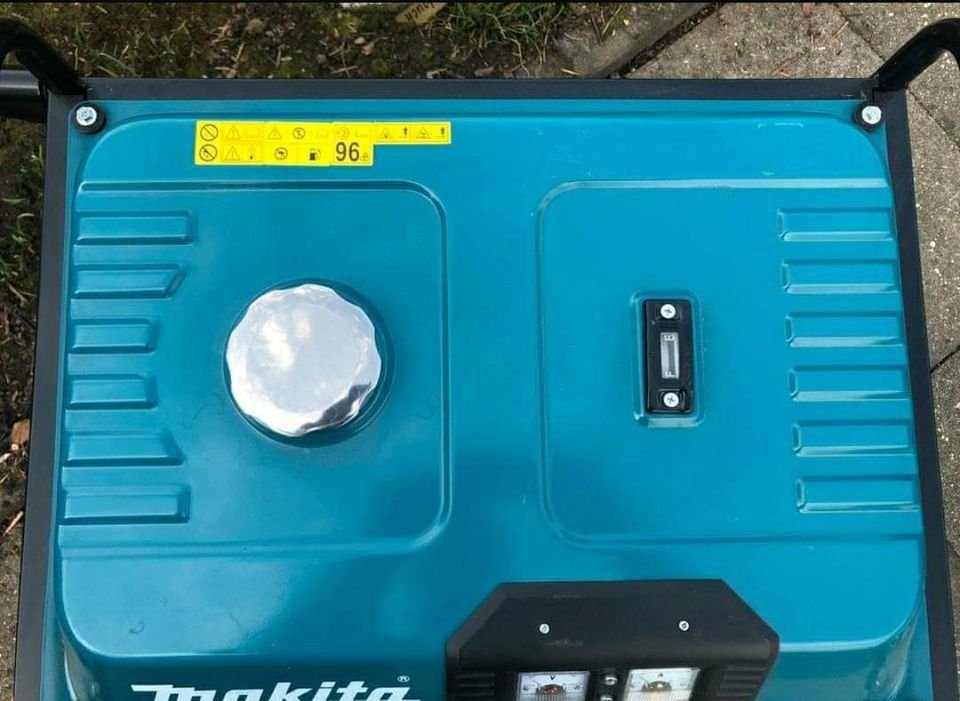 Makita Notstromaggregat 5,5 k VA EG6050A ( Stromerzeuger)